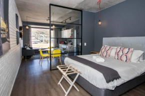504 Wex1 Hip and Happening Studio